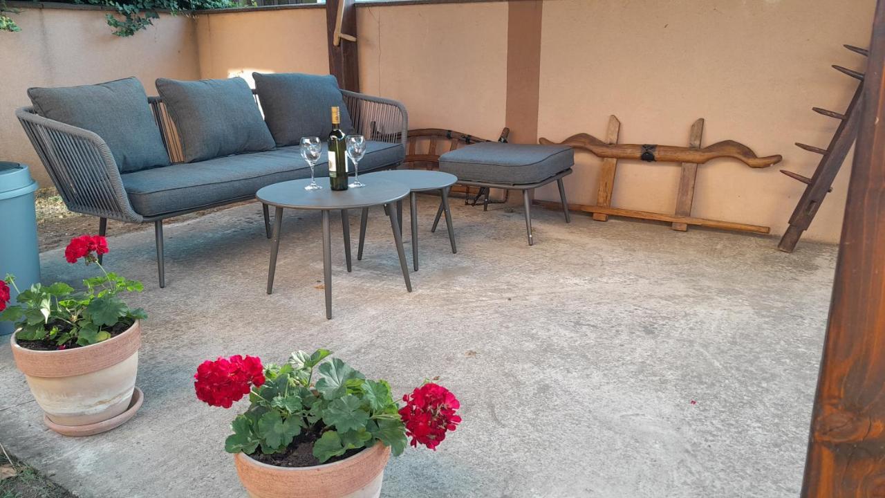 Kod Kraljevih Apartment Gola